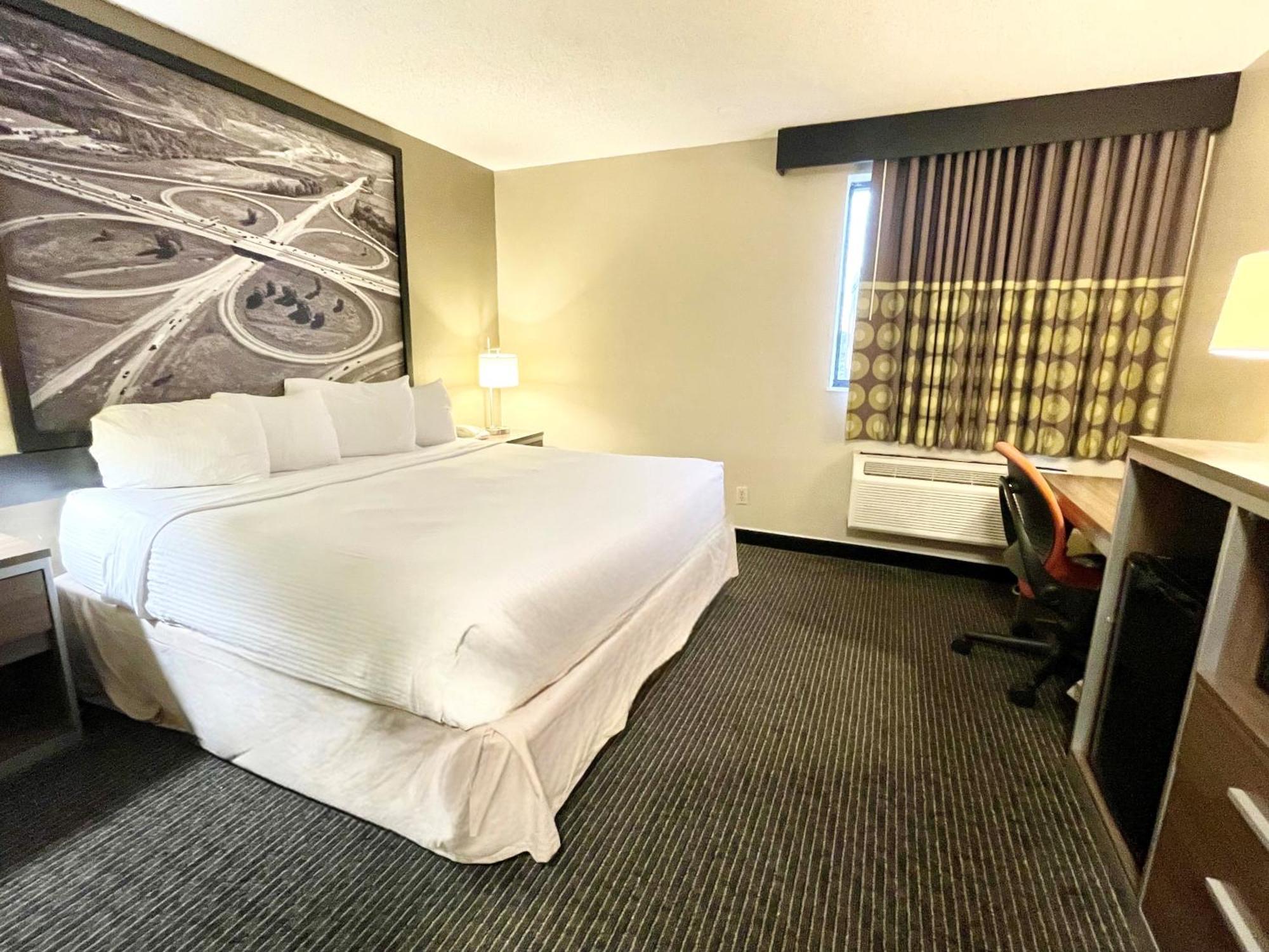 Super 8 By Wyndham St Charles Ξενοδοχείο Saint Charles Εξωτερικό φωτογραφία